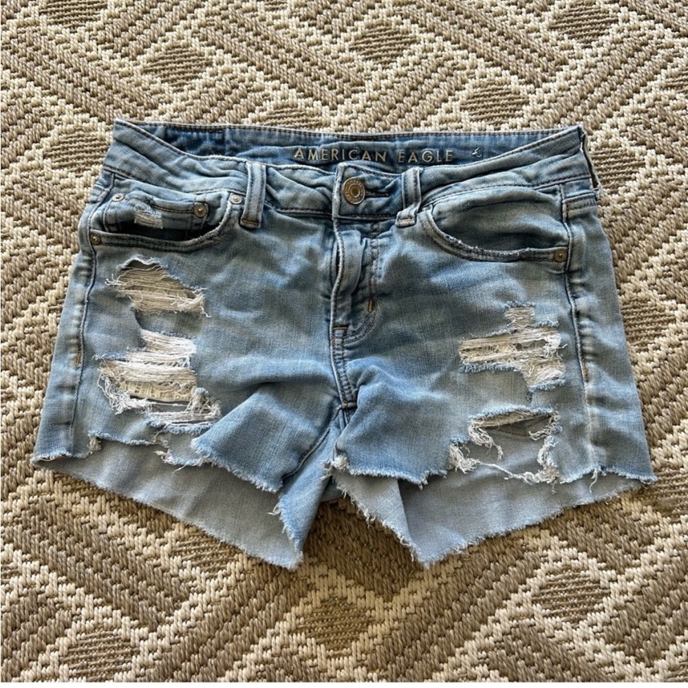 7/$20 American Eagle Ne(x)t Level Denim Midi Short size 2